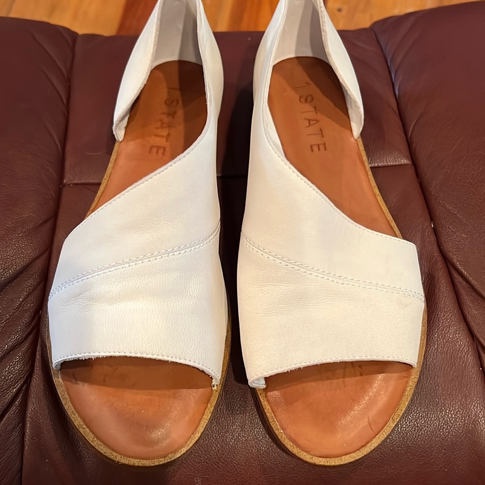 Ladies 1.State brand flat sandals,white Nubuck leather, new in box, size 9.5